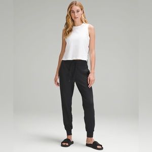 Lululemon joggers— Ready to Rulu